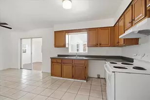 4817 Blarney Dr, Orlando, FL 32808 - Photo 4
