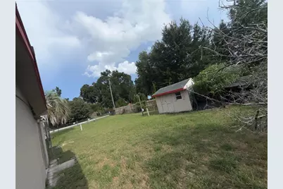 17440 SE 37th Lane, Ocklawaha, FL 32179 - Photo 18