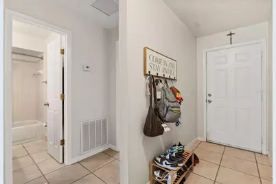 12250 Huntsman Lane, Orlando, FL 32826 - Photo 4