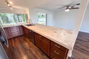 3400 Bainbridge Dr, Holiday, FL 34691 - Photo 10