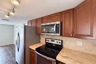 3400 Bainbridge Dr, Holiday, FL 34691 - Photo 14