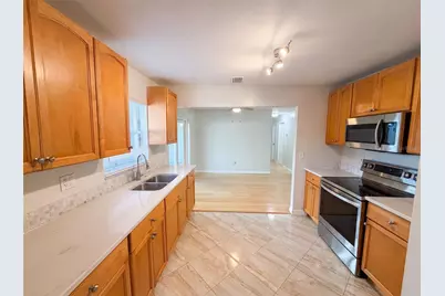 8283 86th Avenue, Seminole, FL 33777 - Photo 2