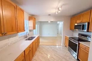 8283 86th Ave, Seminole, FL 33777 - Photo 2