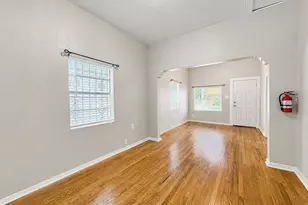 2124 W Chestnut St, Tampa, FL 33607 - Photo 8