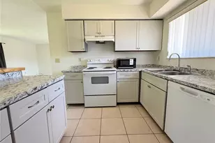 10122 Mason Dixon Cir, Orlando, FL 32821 - Photo 8