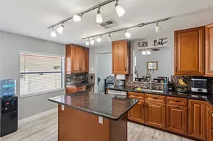 12507 Newfield Dr, Orlando, FL 32837 - Photo 16