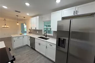 7252 Landover Dr, Zephyrhills, FL 33540 - Photo 24