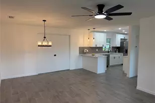 7252 Landover Dr, Zephyrhills, FL 33540 - Photo 16