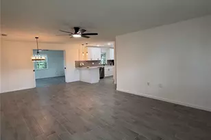 7252 Landover Dr, Zephyrhills, FL 33540 - Photo 14