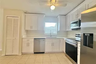 1622 Cimarron Hills Dr, Apopka, FL 32703 - Photo 2