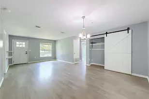 460 N Pine Ave, Oviedo, FL 32765 - Photo 12
