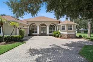1353 Bridge Hill Ln, Clermont, FL 34711 - Photo 2