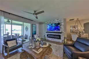 1049 Wanderer Dr, Deltona, FL 32738 - Photo 6