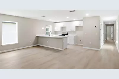 2107 Suanee Avenue #200, Eustis, FL 32726 - Photo 2