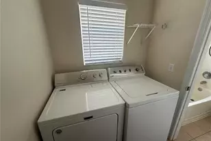 6112 Chapledale Dr, Orlando, FL 32829 - Photo 22