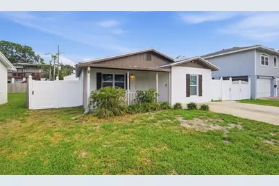 1842 Shore Acres Boulevard NE, Saint Petersburg, FL 33703 - Photo 4