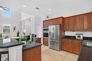 7327 Brightwaters Ct, New Port Richey, FL 34652 - Photo 12