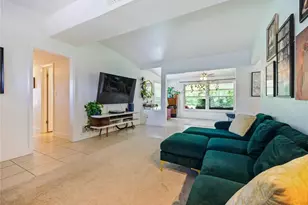 1006 Beatrice Dr, Orlando, FL 32810 - Photo 4
