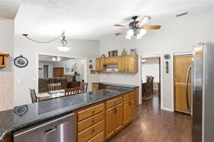 210 W Ridgewood Ct, Longwood, FL 32779 - Photo 12