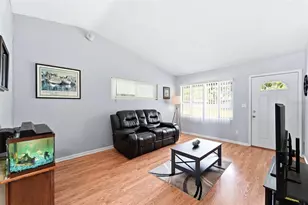 123 E Lake Mary Dr, Orlando, FL 32839 - Photo 8