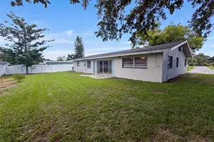 1666 Palace Dr, Clearwater, FL 33756 - Photo 32