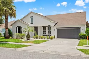 259 Blue Cypress Dr, Groveland, FL 34736 - Photo 4