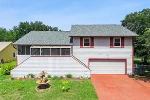 1869 Kings Point Blvd, Kissimmee, FL 34744 - Photo 1