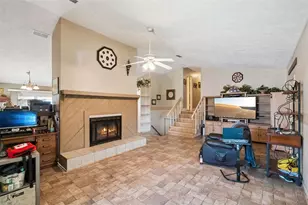 1869 Kings Point Blvd, Kissimmee, FL 34744 - Photo 10