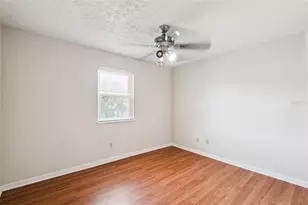 1869 Kings Point Blvd, Kissimmee, FL 34744 - Photo 16