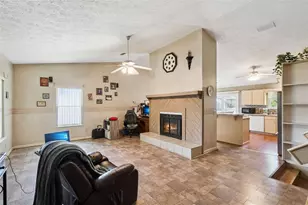 1869 Kings Point Blvd, Kissimmee, FL 34744 - Photo 14