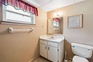 1869 Kings Point Blvd, Kissimmee, FL 34744 - Photo 24
