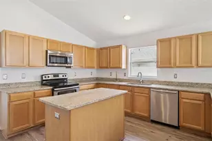 622 Delancey Dr, Davenport, FL 33837 - Photo 8