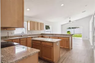622 Delancey Dr, Davenport, FL 33837 - Photo 10