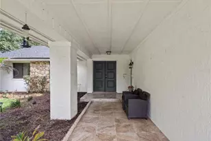 1829 Crownwood Dr, Orlando, FL 32810 - Photo 2