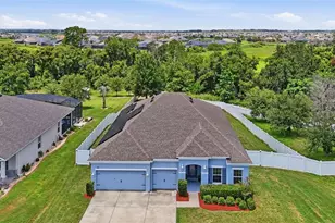 1948 Bell Creek Loop, Fruitland Park, FL 34731 - Photo 4