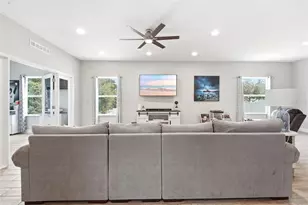 1948 Bell Creek Loop, Fruitland Park, FL 34731 - Photo 10