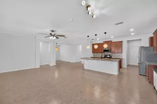 12141 Carson Dr, Orlando, FL 32824 - Photo 8