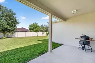 12141 Carson Dr, Orlando, FL 32824 - Photo 2