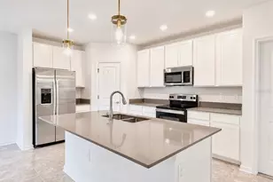 231 Brave Rd, Davenport, FL 33837 - Photo 12