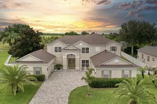 2924 Majestic Isle Dr, Clermont, FL 34711 - Photo 2