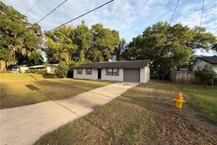 330 Dogwood Ave, Orange City, FL 32763 - Photo 2