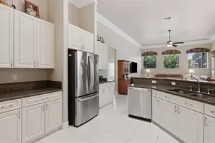 8722 Mississippi Run, Weeki Wachee, FL 34613 - Photo 16