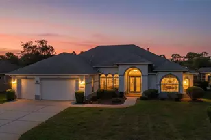 8722 Mississippi Run, Weeki Wachee, FL 34613 - Photo 4