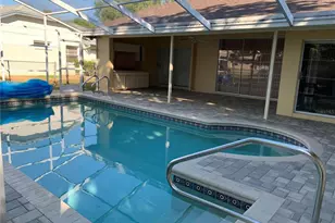 8621 Ashbury Dr, Hudson, FL 34667 - Photo 4