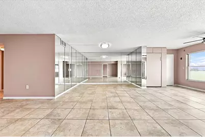 6020 Shore Boulevard S #1002, Gulfport, FL 33707 - Photo 18