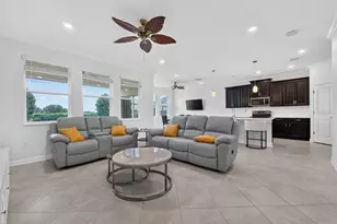 8813 Beth Page Ln, Davenport, FL 33896 - Photo 4