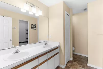 40045 Palm Street, Lady Lake, FL 32159 - Photo 10