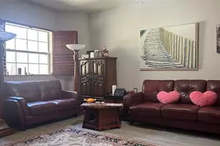 17334 Promenade Dr, Clermont, FL 34711 - Photo 2