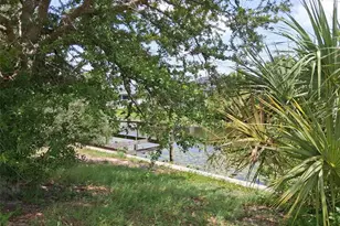 850 SW 15th St, Cape Coral, FL 33991 - Photo 4