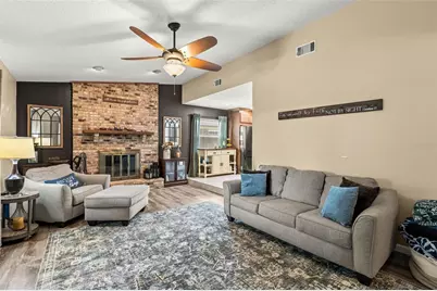 8736 Larwin Lane, Orlando, FL 32817 - Photo 4